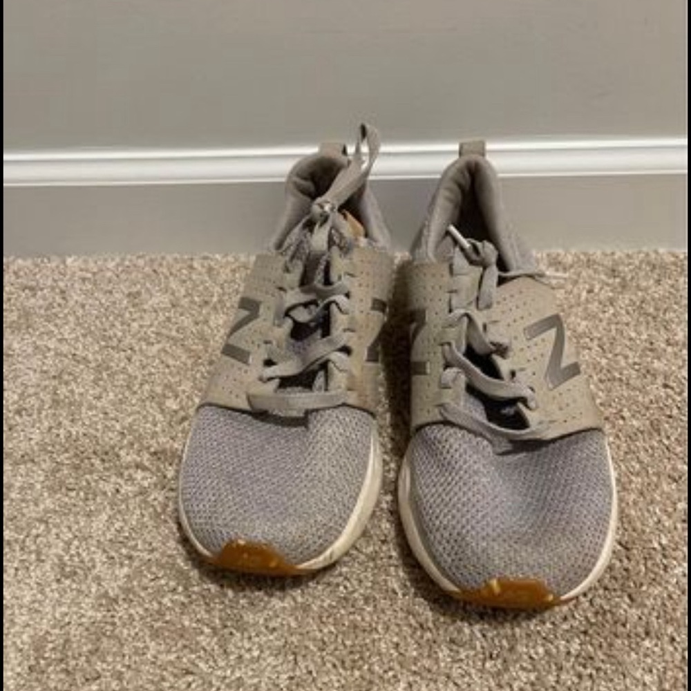 New Balance Tennis Shoes
